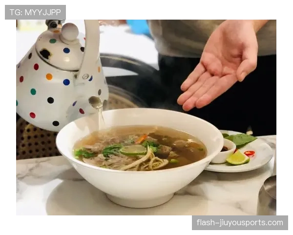 菲尔普斯刚发的家里早餐图…看那摆盘和餐具我瞬间觉得自己的厨房是临时摊位